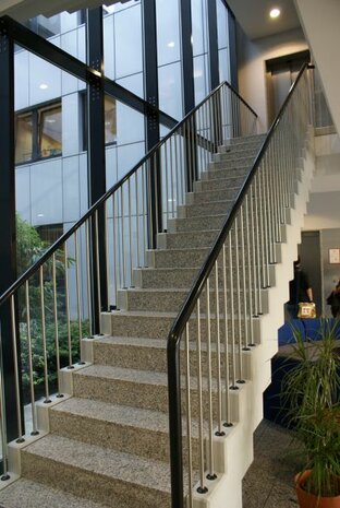 PVC Trapleuningprofiel voor vlakke leuning F308-011 wit-aluminium