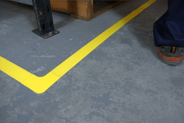 LeanLine Smooth Vloermarkeringstape 50 mm geel-zwart