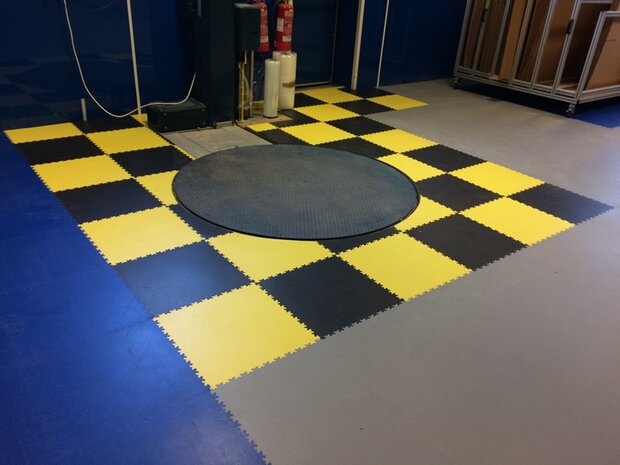 BoSepta-PVC-Kliktegel-Garagevloer-7-mm-donkergrijs-licht-gestructureerd