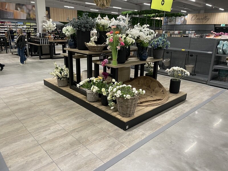 Shop-in-Shop 2